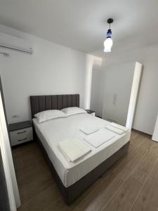 Arval Rooms