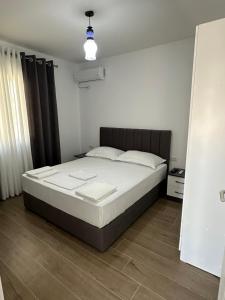 Arval Rooms