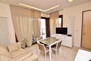 TASSO CON AMPIO TERRAZZO