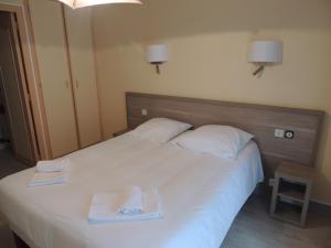 Hotels Le Lanthenay : Chambre Double