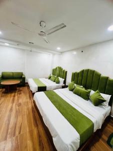 Hotel Grand Royal Sandhu