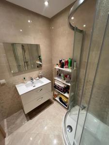 Bel appartement meublé a Bouznika