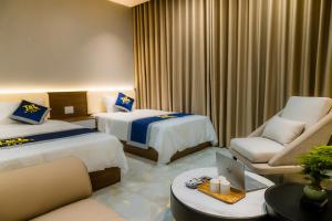 T&T Luxury Hotel Đồi Ngô