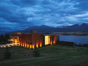 Villa Hrafnabjörg near Akureyri - by Nollur