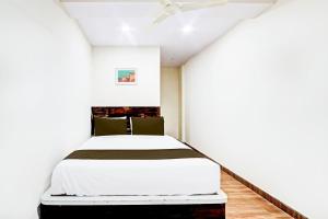 Hotel O RB @ KOMPALLY