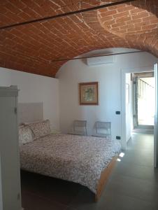 Casa Ollearo Monferrato- A Room with a view