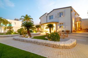 Elorina Home Suite