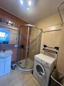 V4 Apartments