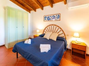 Spacious accommodation with lovely pool