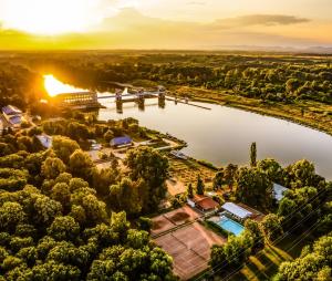 Tisza Garden Park VIP HÁZ