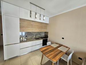 Modern & Cozy Apartment