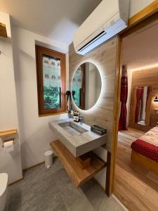 Love Chalet