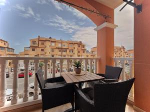Calma & Sol Apartment