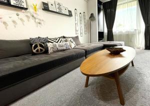 Colina Boutique Apartment - Free Parking&Smart TV