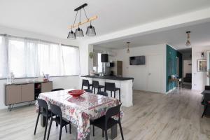 House Giantaura