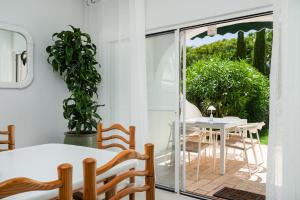 Clifftop Vila Verde - 4BR, Beachside, Pool, AC