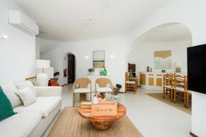 Clifftop Vila Verde - 4BR, Beachside, Pool, AC