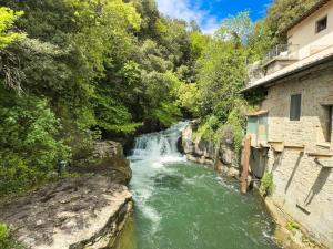 Residence con piscina La Ferriera