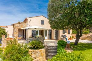 Villa Chiarely