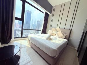 Luxury A X O N- Bukitbintang At Pavilion