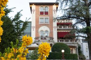 VILLA UGO b & b