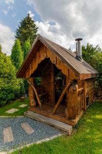 Chata Czarny Kot z jacuzzi i sauną