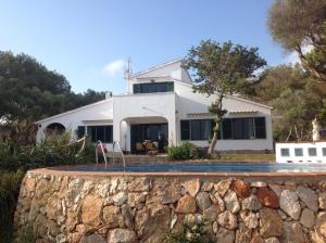 Casa en el campo con vistas al mar