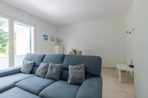 GuestHost - Cozy Apartments Inside a Villa With Garden Near the Sea