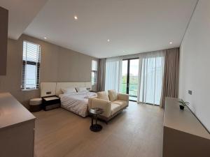 h2 Chasing Light B&B, Pattaya, Luxury Pool Villa, Quiet Oasis, Protecting Familys Cozy Time