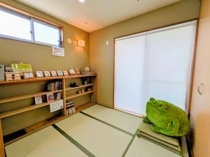 Frog Inn - Entire House for Private Use