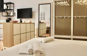 MiniBO Apartment, studio with private courtyard