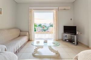 Seaview Terrace Haven-Perfect Location By The Sea