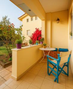 Seaview Terrace Haven-Perfect Location By The Sea