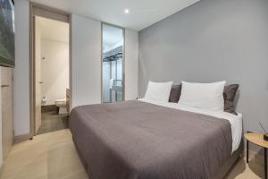 El Tesoro 1BR Coworking, Rooftop & Market AC