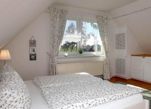 Ferienhaus Rosenhag Dändorf – Bodden