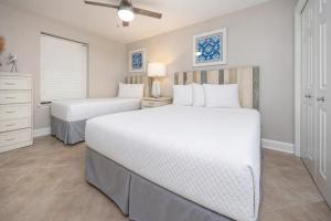 Phoenix VII 7912 condo