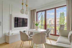 WaterLane Island River View Apartment SPA