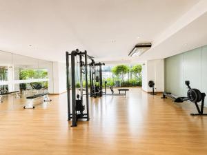 Riverside Condo 1BR Gym and Pool Near IconSiam