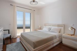 Blue Horizon Apartment by Rent-a-key