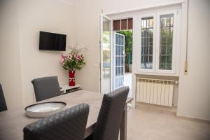 The GreenDen terrace, BBQ & table tennis