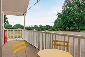 Host & Stay - Robin Lodge
