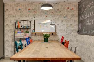 WaterLane Island Hostel&Apartments
