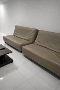 5F - 1 Bedroom Studio with Balcony, Equipetrol- Sirari