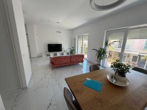 Parabens, a unique experience in the center of Monopoli!