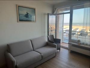 BEL AIR HOLIDAY - Spacious Apartment with Stunning Sea View and Terrace T15