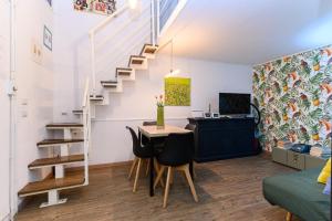 Interno 43