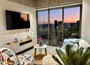 Modern Beach Apartment, Ocean View in Surf City