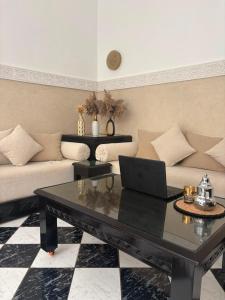Riad tout confort 3 chambres - résidence privée avec 3 piscines - Casa Beldi