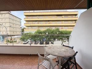 WELCS ESTUDIO 410 EMP con balcon y piscina comunitaria