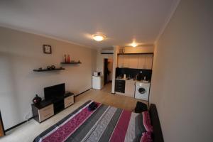 Menada Crystal Park Apartments